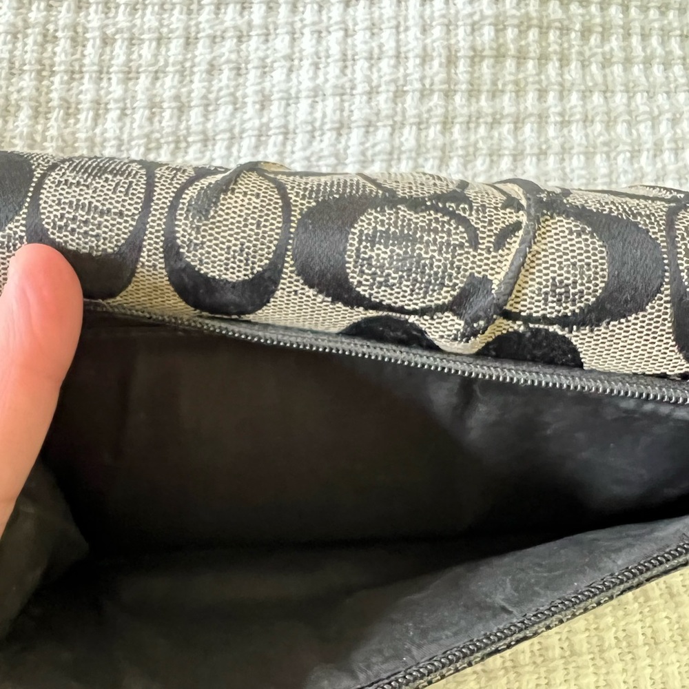 Coach Wallet - Picture 3 of 14